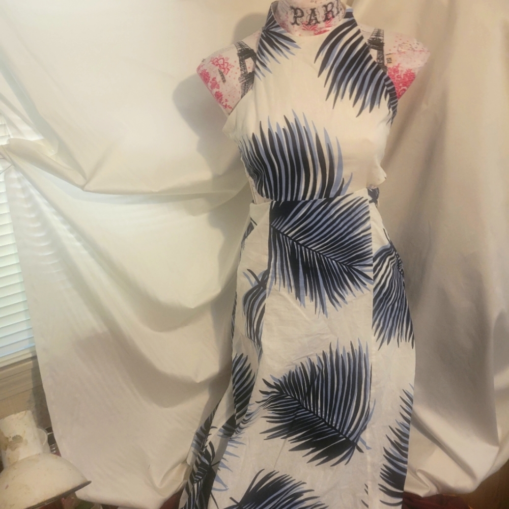 Lulus Leaf Print Dress Size Small